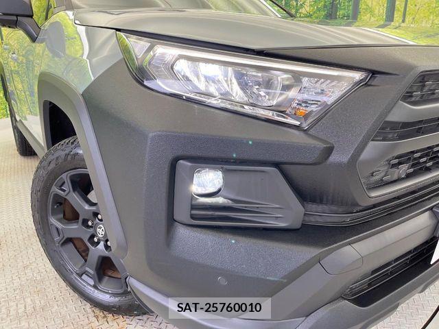 Toyota RAV4 2023-06 7393824-12