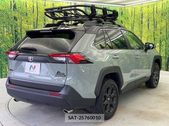 Toyota RAV4 2023-06 7393824-17