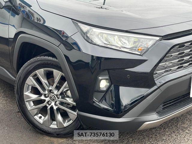 Toyota RAV4 2025-03 7393816-11