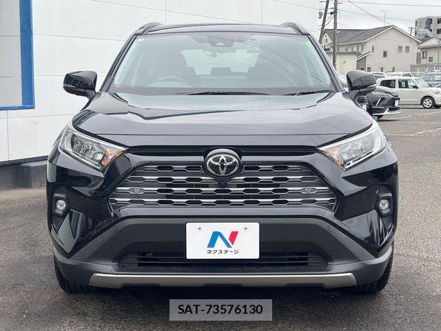 Toyota RAV4 2025-03 7393816-13