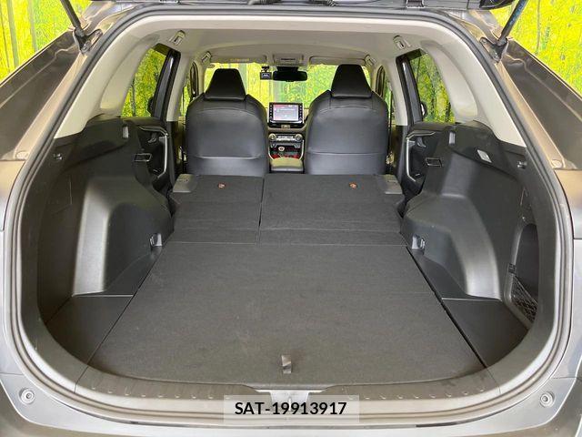 Toyota RAV4 2021-03 7393834-9