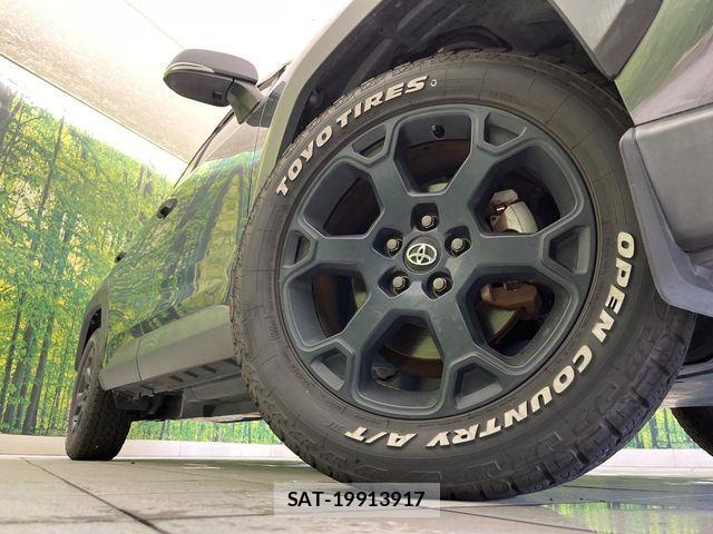 Toyota RAV4 2021-03 7393834-12