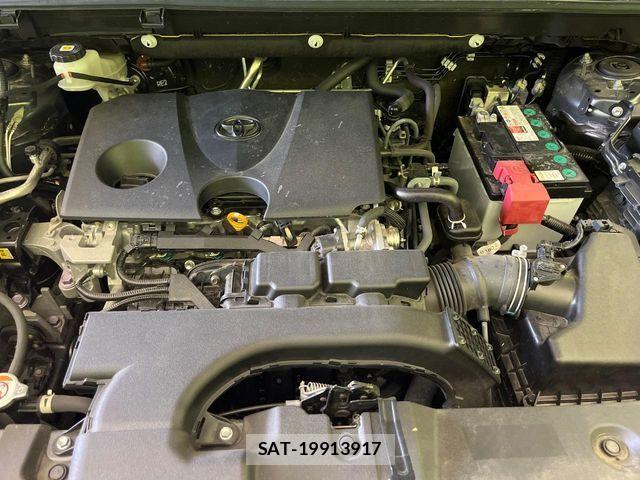 Toyota RAV4 2021-03 7393834-17
