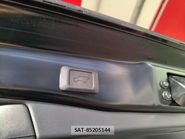 Toyota RAV4 2022-07 7457202-23