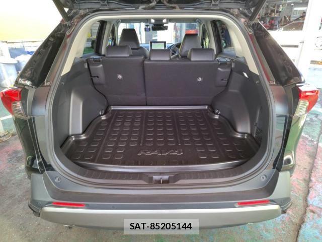 Toyota RAV4 2022-07 7457202-24