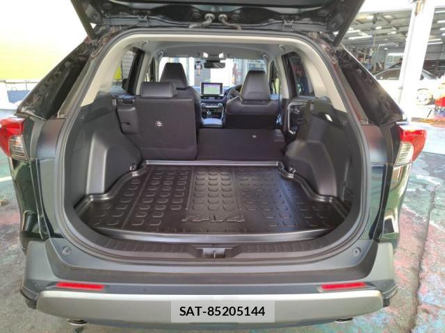 Toyota RAV4 2022-07 7457202-26