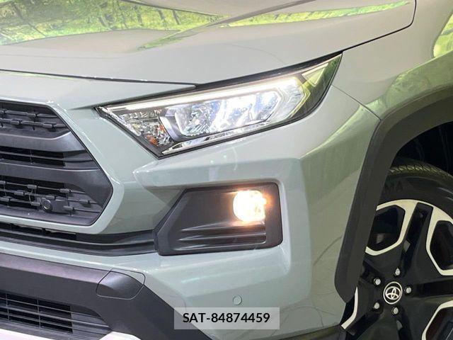 Toyota RAV4 2019-11 7457205-11
