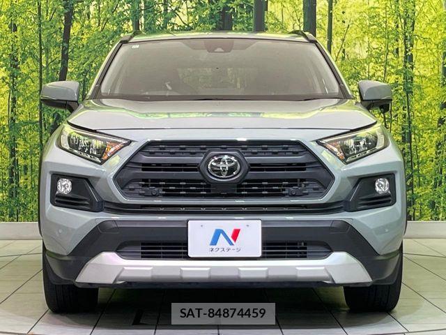 Toyota RAV4 2019-11 7457205-13
