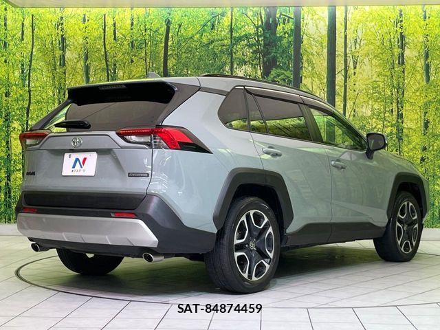Toyota RAV4 2019-11 7457205-16