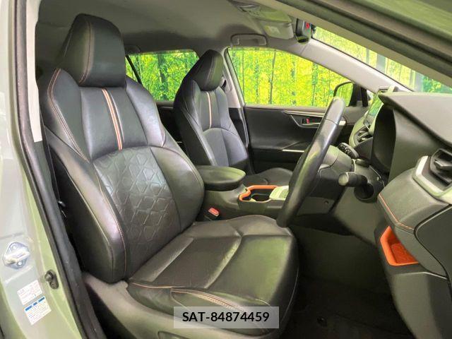 Toyota RAV4 2019-11 7457205-7