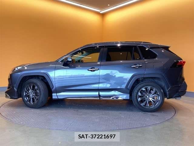 Toyota RAV4 2023-04 7457201-14