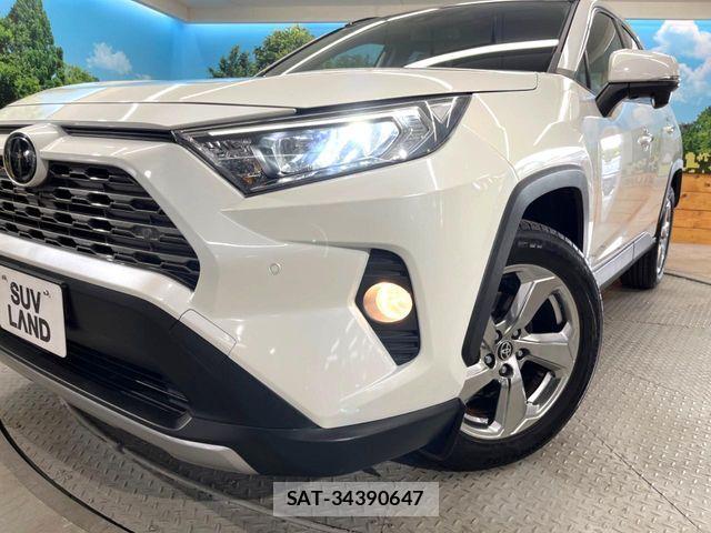 Toyota RAV4 2020-02 7457216-11