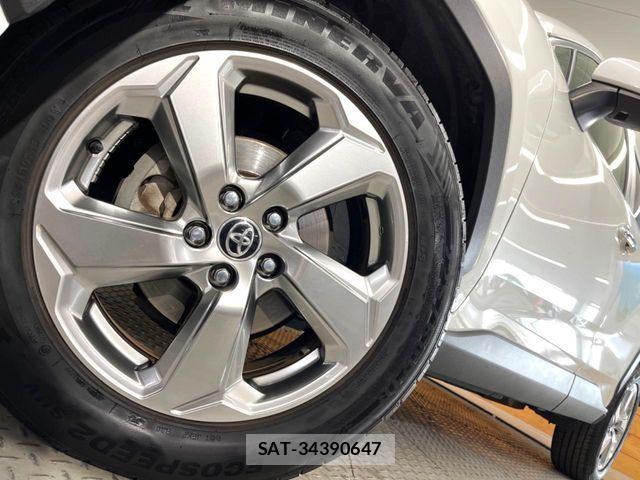 Toyota RAV4 2020-02 7457216-12