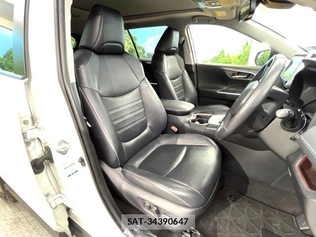 Toyota RAV4 2020-02 7457216-7