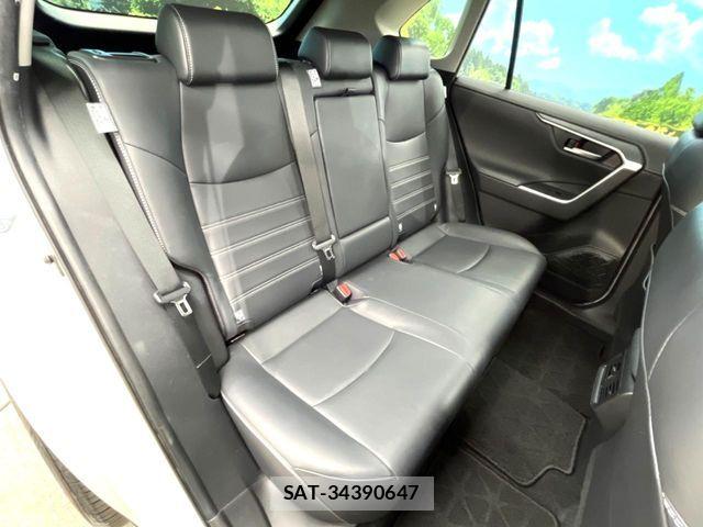 Toyota RAV4 2020-02 7457216-8