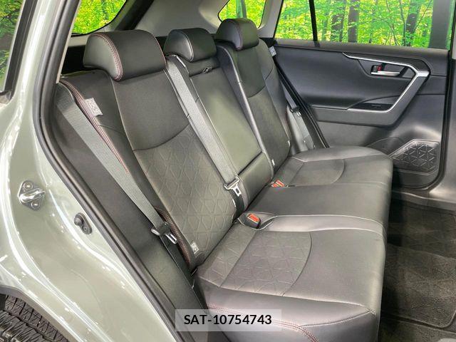 Toyota RAV4 2024-07 7457199-8