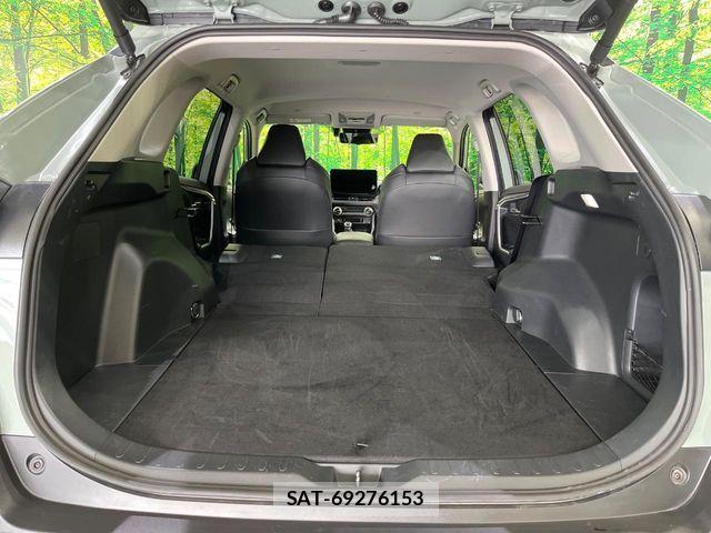 Toyota RAV4 2025-10 7457184-11