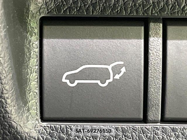 Toyota RAV4 2025-10 7457184-7