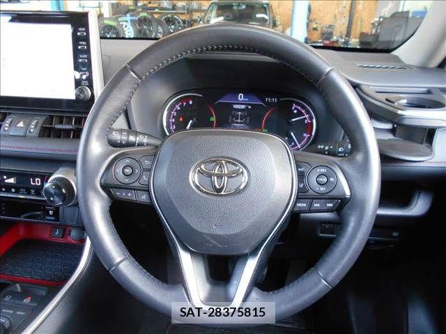 Toyota RAV4 2020-11 7457228-12