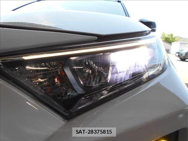 Toyota RAV4 2020-11 7457228-13
