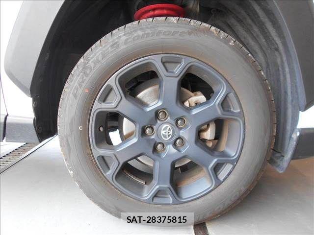 Toyota RAV4 2020-11 7457228-15