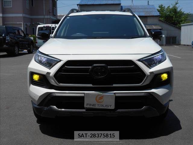 Toyota RAV4 2020-11 7457228-16