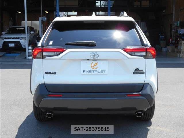 Toyota RAV4 2020-11 7457228-20