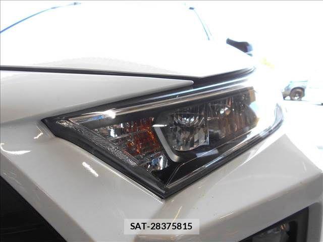Toyota RAV4 2020-11 7457228-23