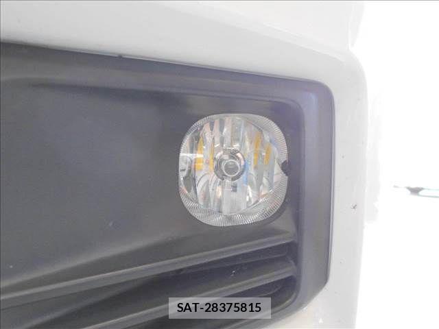 Toyota RAV4 2020-11 7457228-25