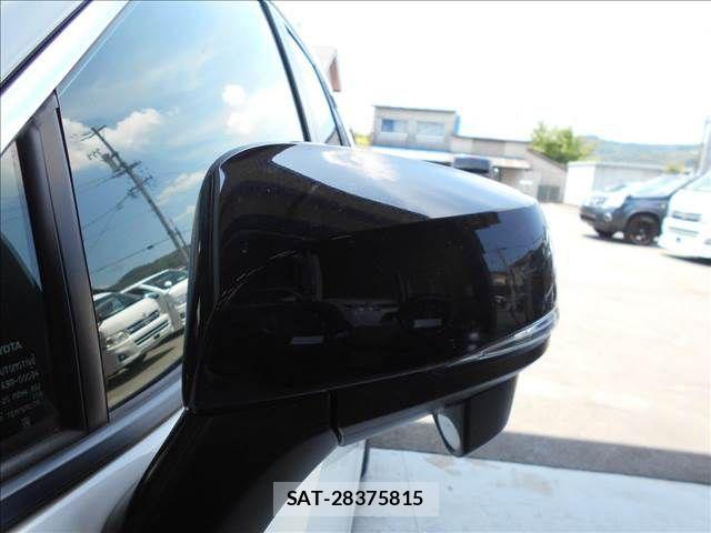 Toyota RAV4 2020-11 7457228-27