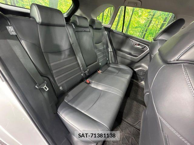 Toyota RAV4 2020-02 7457230-11