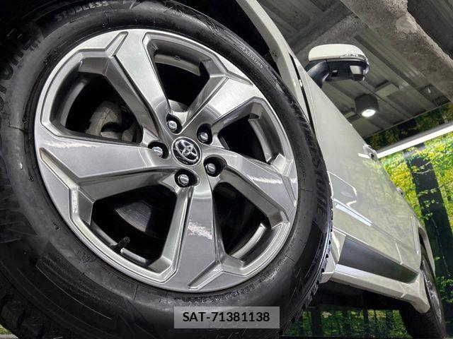 Toyota RAV4 2020-02 7457230-13