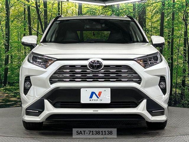 Toyota RAV4 2020-02 7457230-14