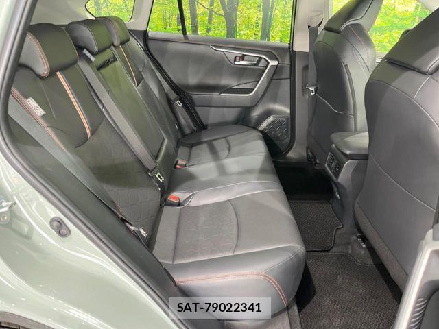 Toyota RAV4 2025-10 7457198-9