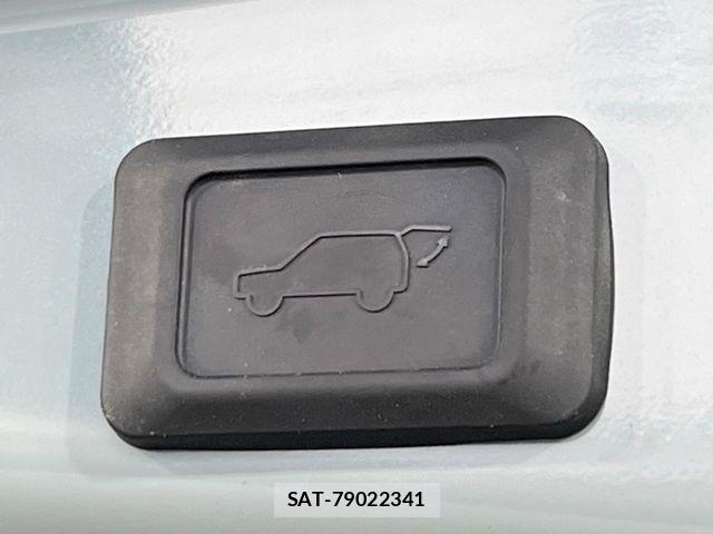 Toyota RAV4 2025-10 7457198-7