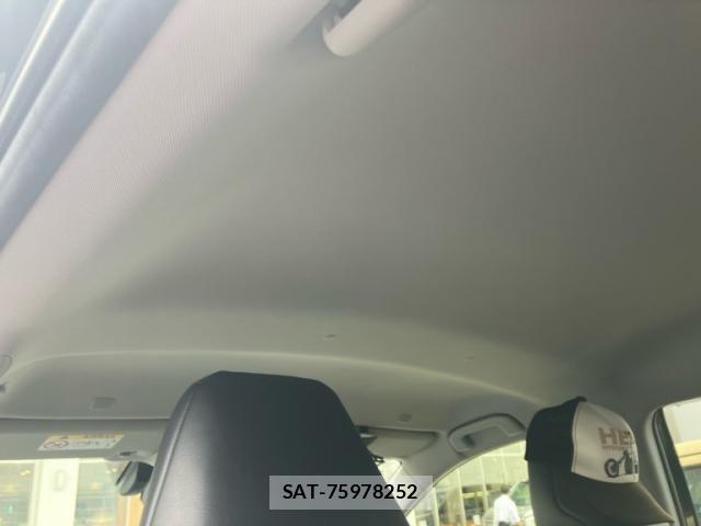 Toyota RAV4 2022-11 7457231-12