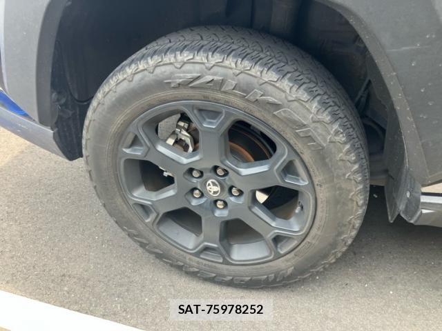 Toyota RAV4 2022-11 7457231-6