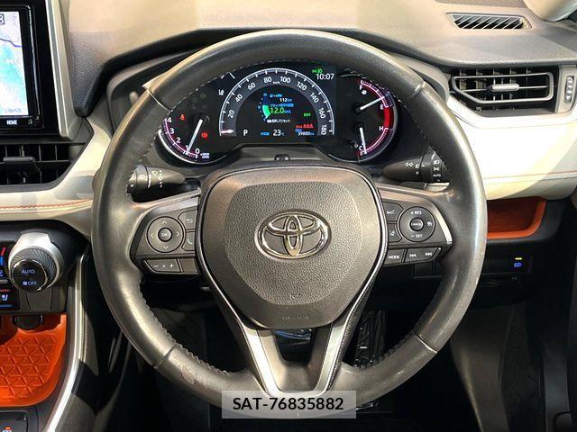 Toyota RAV4 2019-09 7457212-10