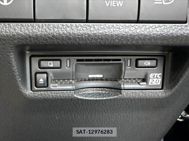 Toyota RAV4 2023-04 7457203-25