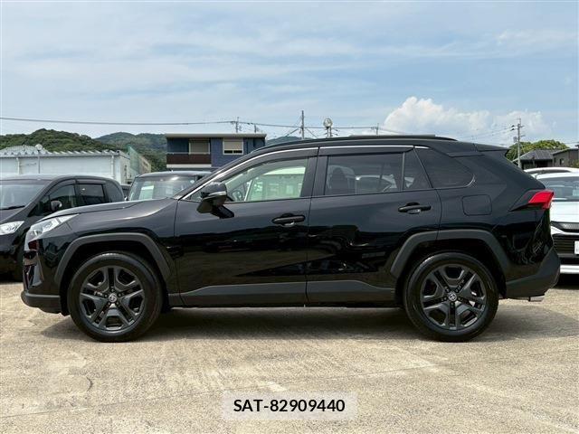 Toyota RAV4 2025-04 7457204-11
