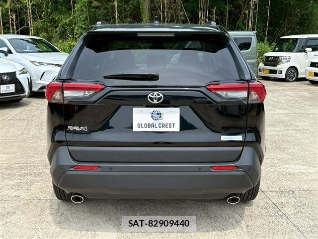 Toyota RAV4 2025-04 7457204-13