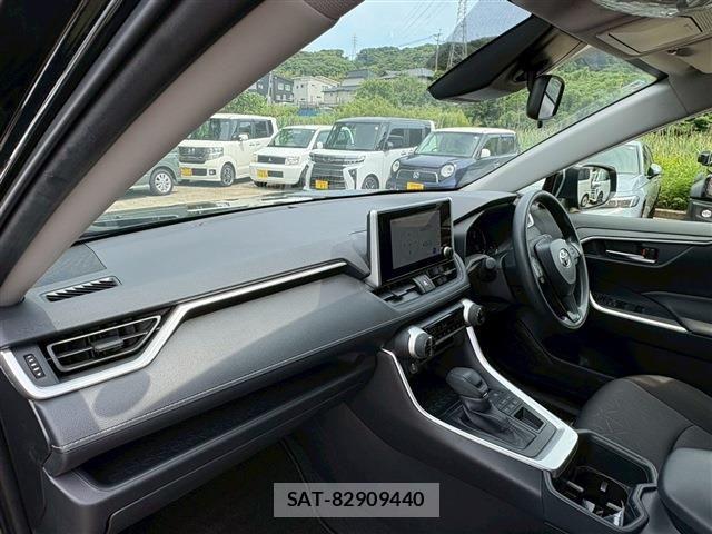 Toyota RAV4 2025-04 7457204-3