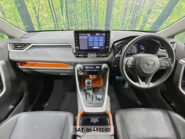 Toyota RAV4 2020-11 7457208-1