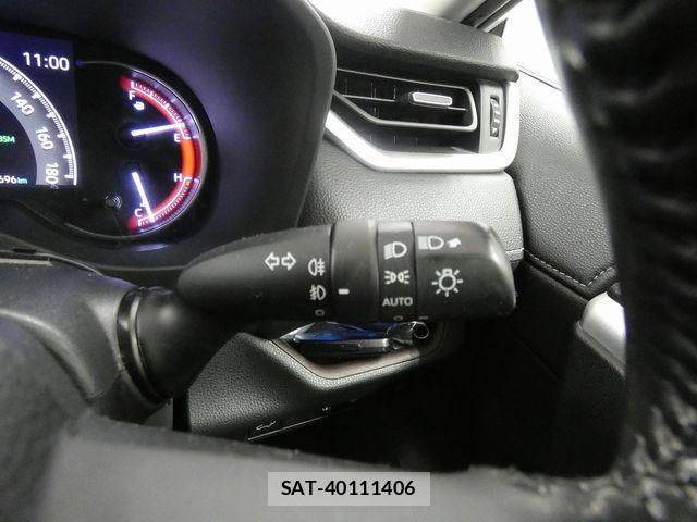 Toyota RAV4 2020-01 7457233-24