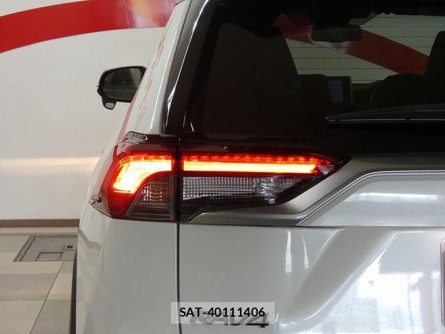Toyota RAV4 2020-01 7457233-26