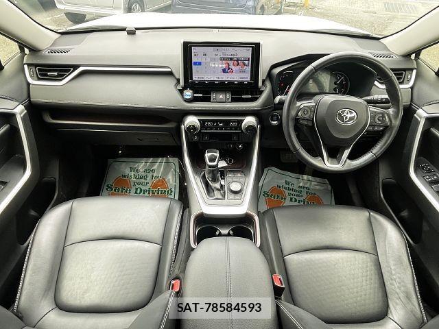 Toyota RAV4 2020-03 7457227-1