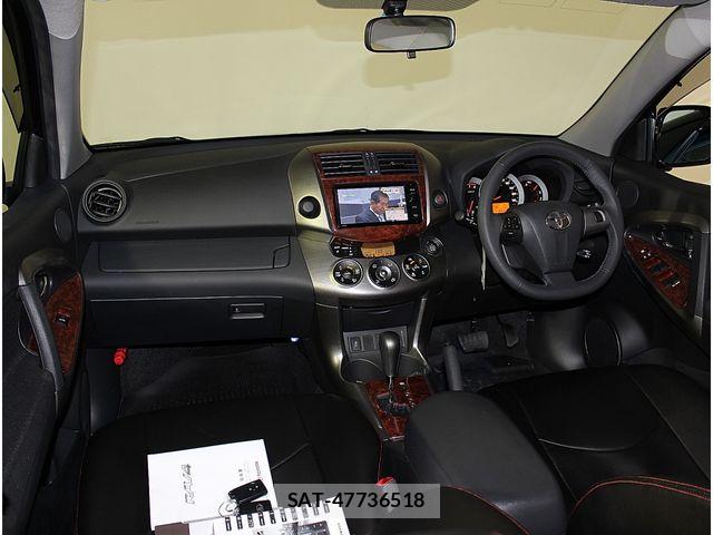 Toyota RAV4 2015-07 7502560-1