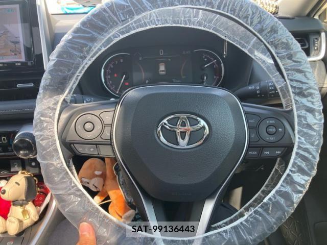 Toyota RAV4 2019-06 7502559-26