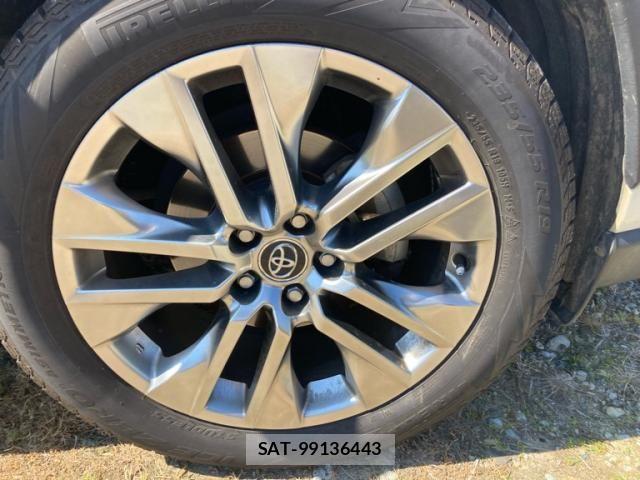Toyota RAV4 2019-06 7502559-5