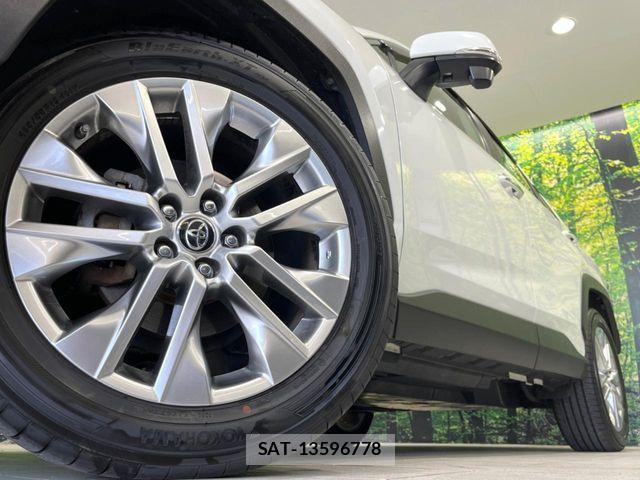 Toyota RAV4 2019-07 7502555-12